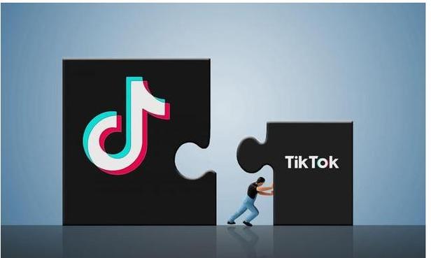 TikTok Launches A Green Screen Effect Update