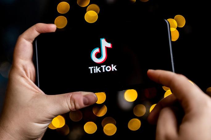 TikTok’s New “Content Credibility” Labels Aim to Combat Misinformation